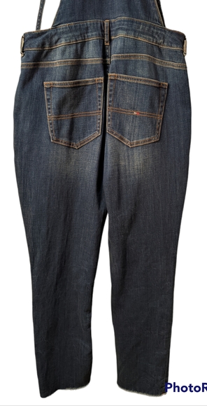 TOMMY HILFIGER Soft Denim Overalls Cropped Raw Hem Logo 6 New with Tags - Picture 4 of 8